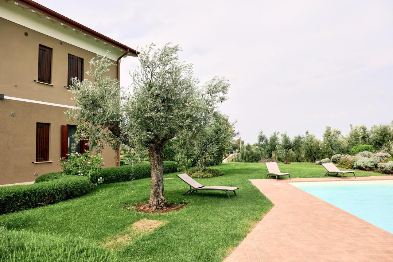 Lanuvio Il Casale Degli Ulivi - Agriturismo - Tenimenti Leone מראה חיצוני תמונה