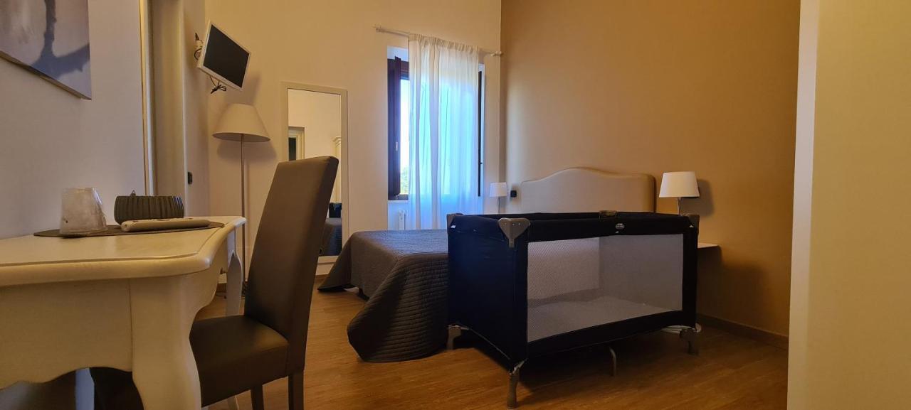 Lanuvio Il Casale Degli Ulivi - Agriturismo - Tenimenti Leone מראה חיצוני תמונה