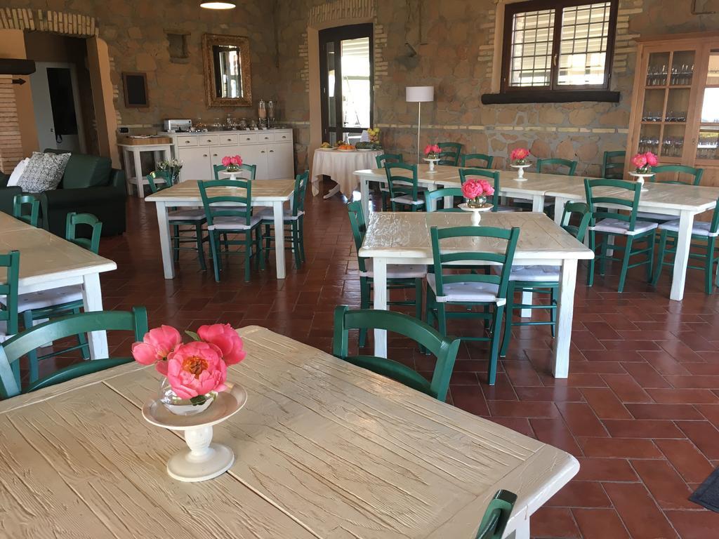 Lanuvio Il Casale Degli Ulivi - Agriturismo - Tenimenti Leone מראה חיצוני תמונה