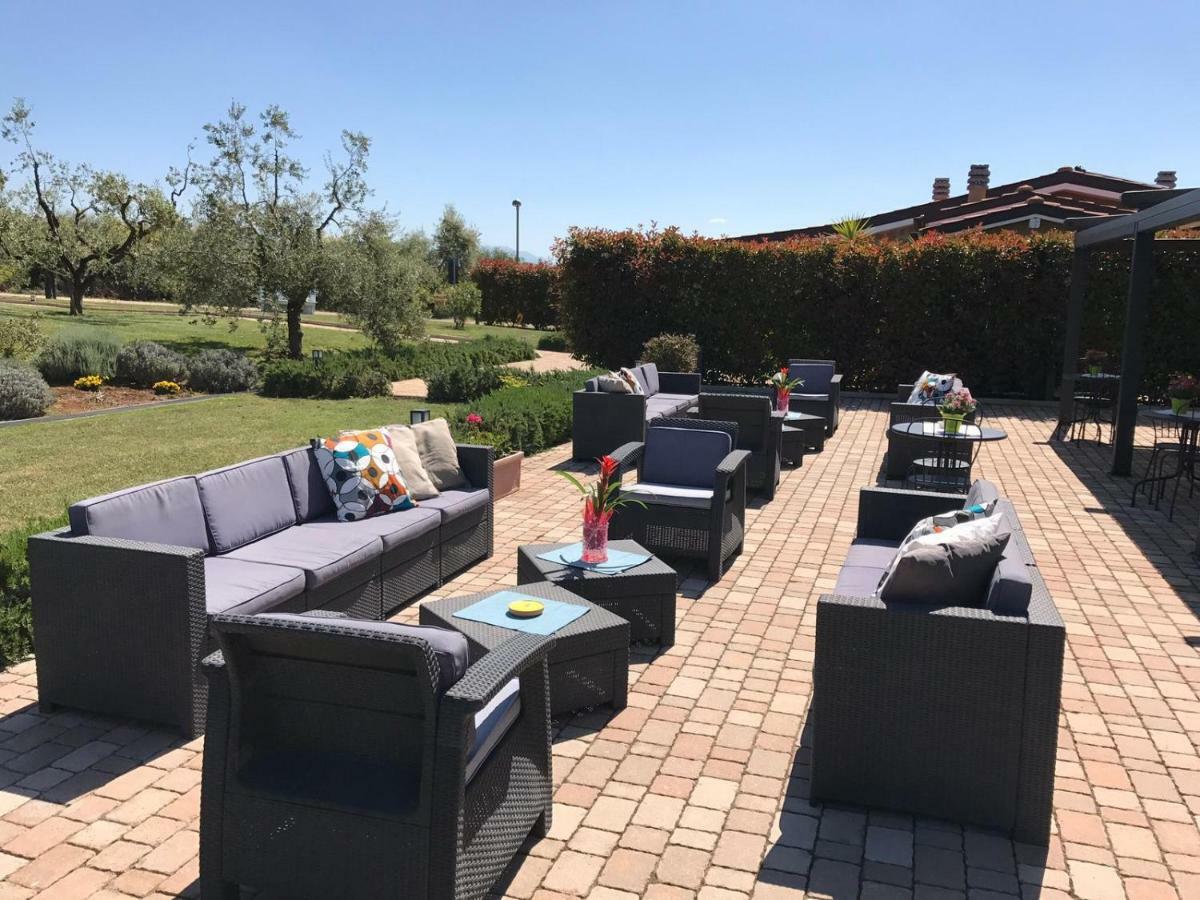 Lanuvio Il Casale Degli Ulivi - Agriturismo - Tenimenti Leone מראה חיצוני תמונה