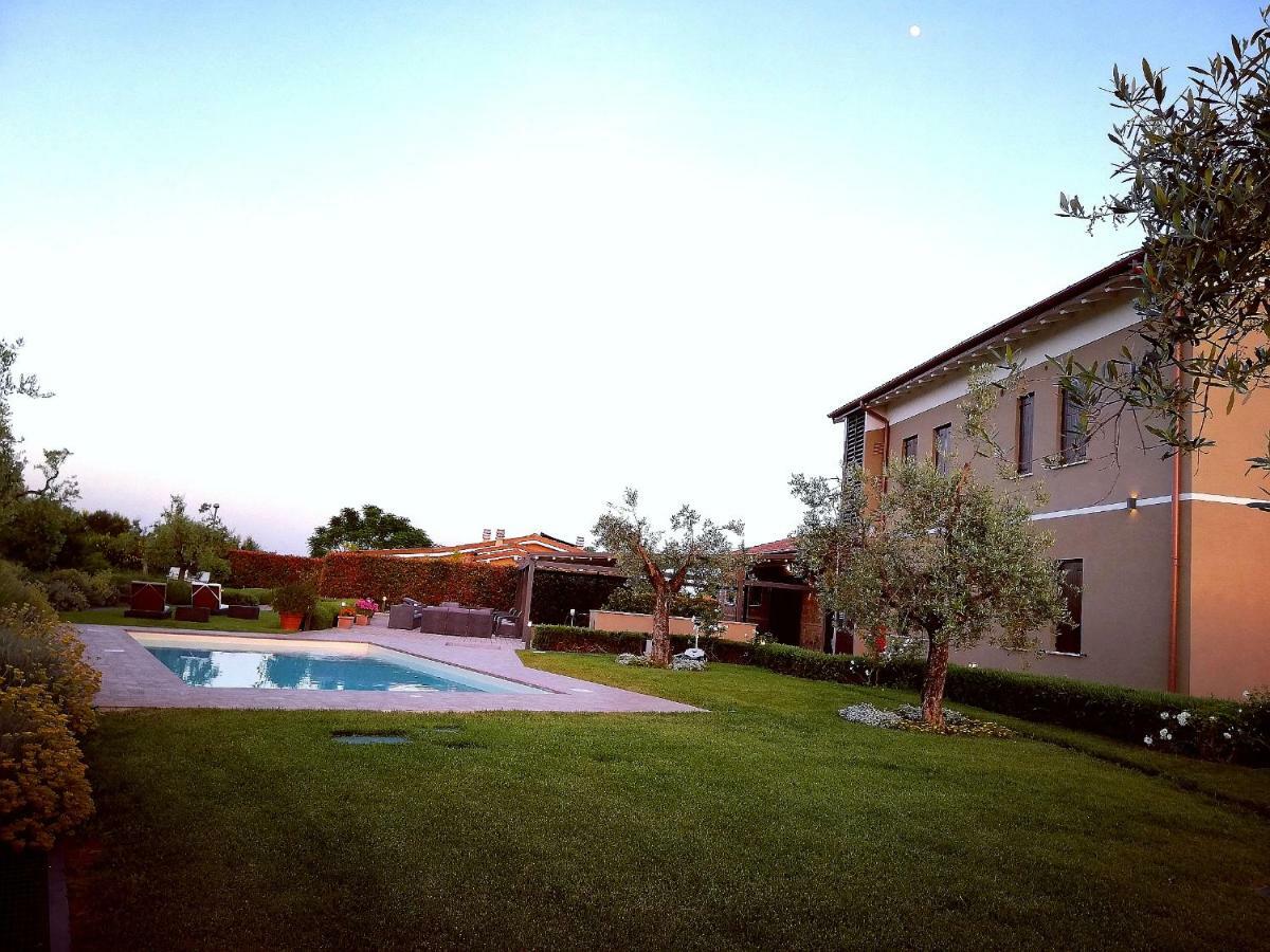 Lanuvio Il Casale Degli Ulivi - Agriturismo - Tenimenti Leone מראה חיצוני תמונה
